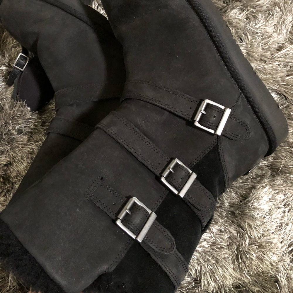 UGG boots - Picture 3 of 5